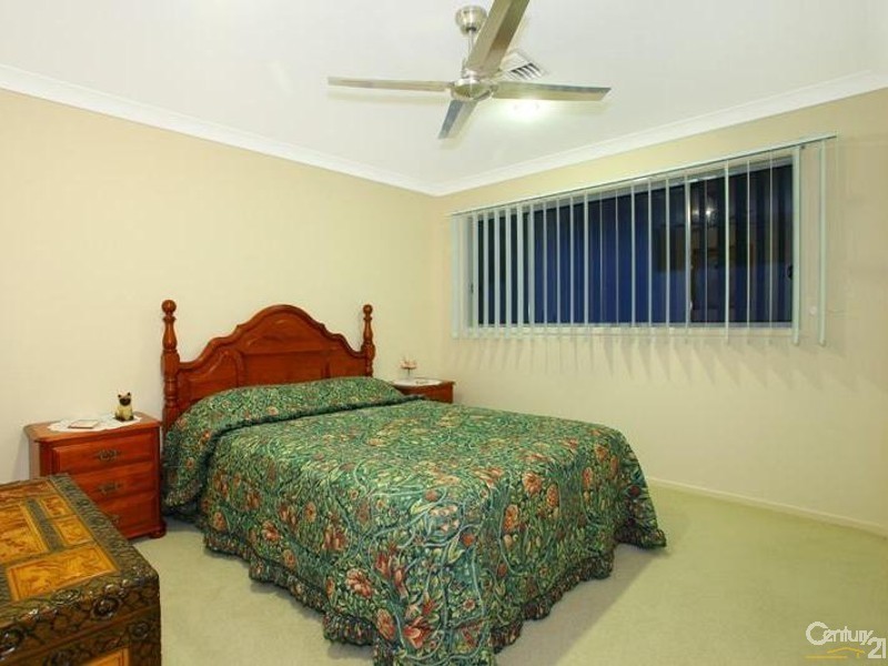 32A Harbourvue Court, Helensvale QLD 4212