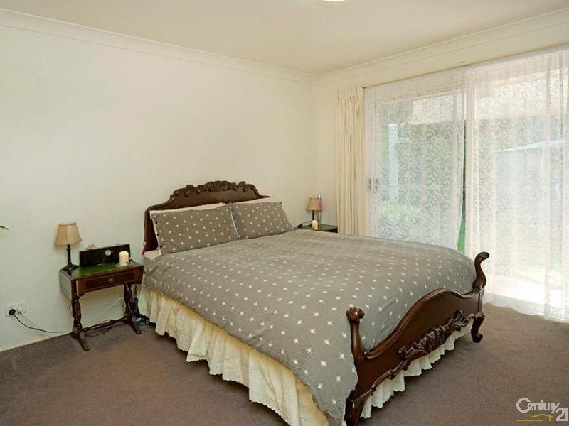 203 Universal Street, Oxenford QLD 4210