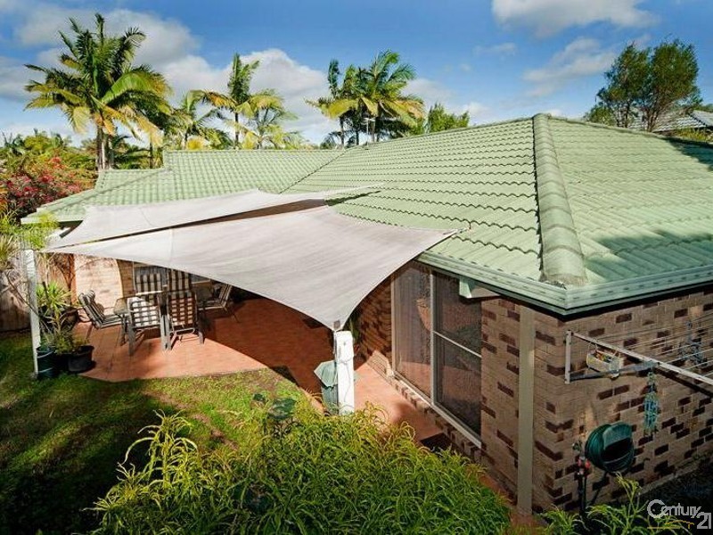 203 Universal Street, Oxenford QLD 4210