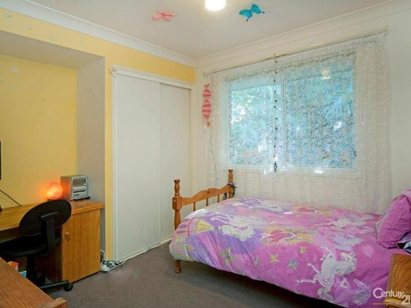 203 Universal Street, Oxenford QLD 4210