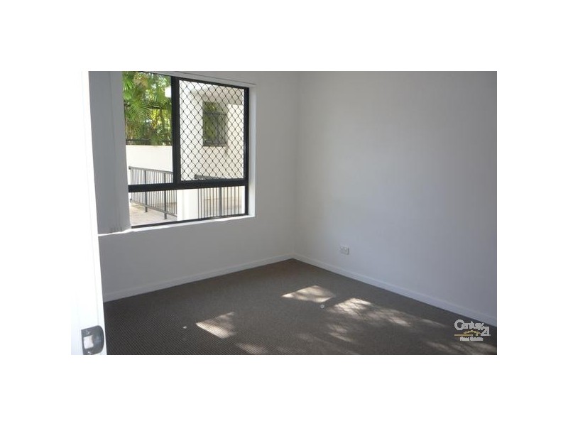 15-17 Lloyd Street, Southport QLD 4215