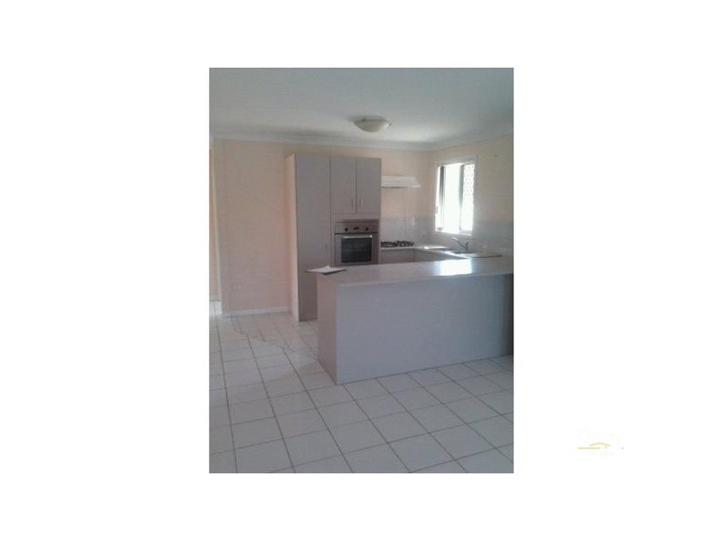 1/18 Riccarton Place, Labrador QLD 4215