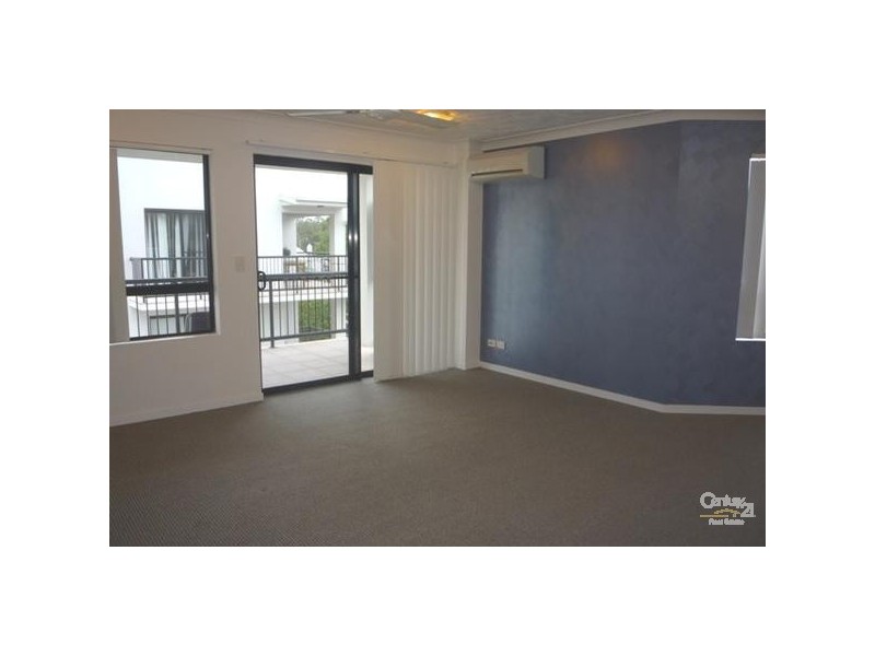 9/15-17 LLoyd Street, Southport QLD 4215