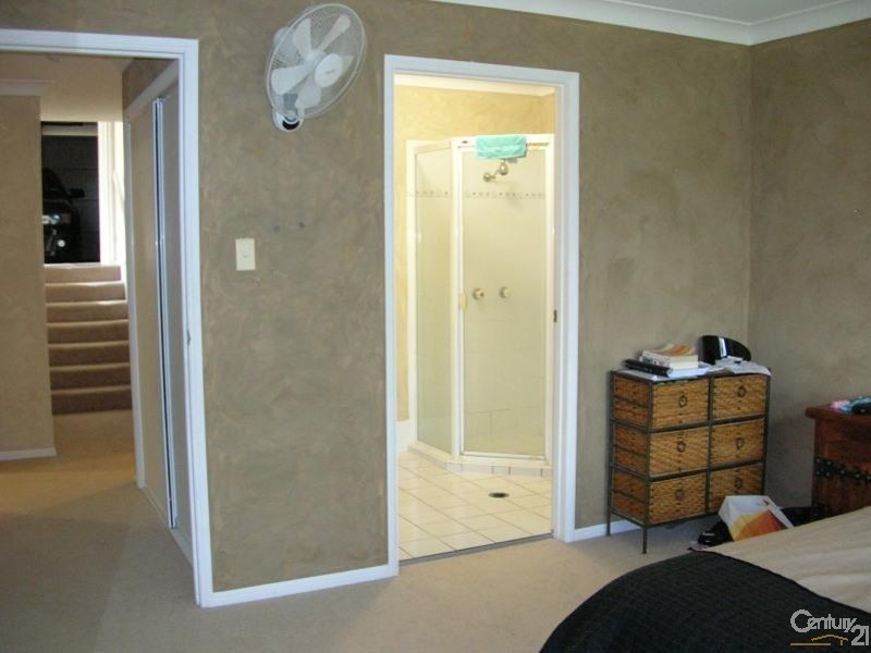 1028/6 Crestridge Crescent, Oxenford QLD 4210