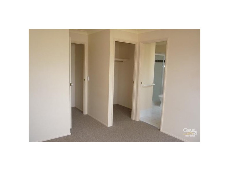 7/97 Eugaree Street, Southport QLD 4215