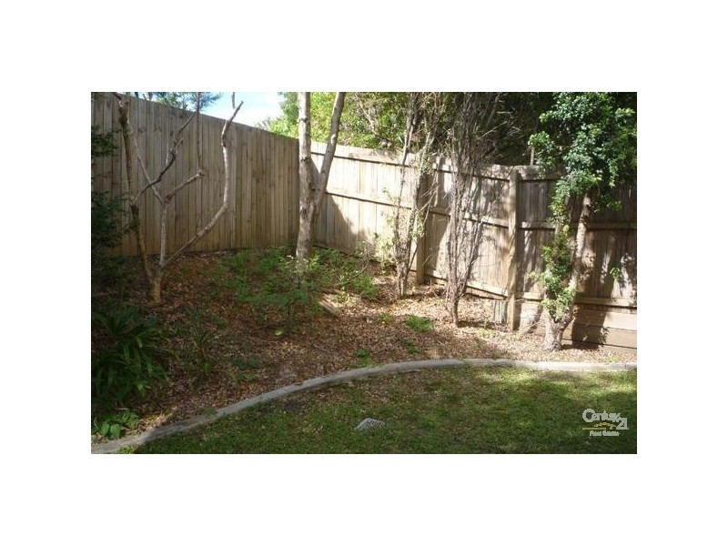 7/97 Eugaree Street, Southport QLD 4215