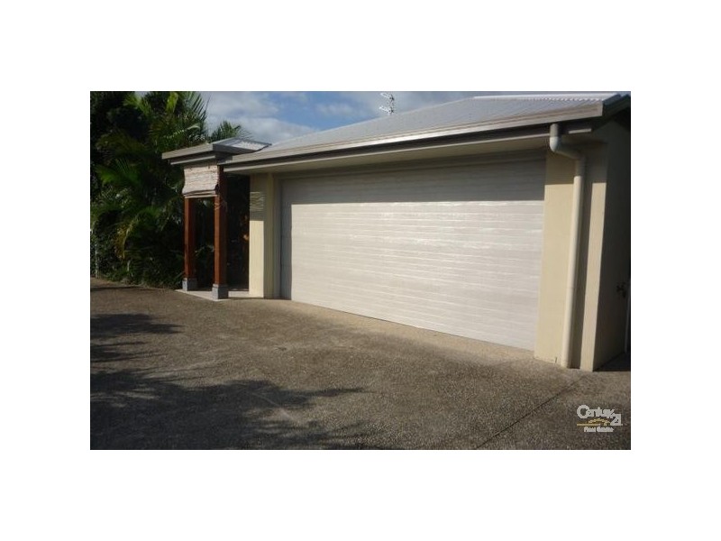 2/11 Pritchard Court, Pacific Pines QLD 4211