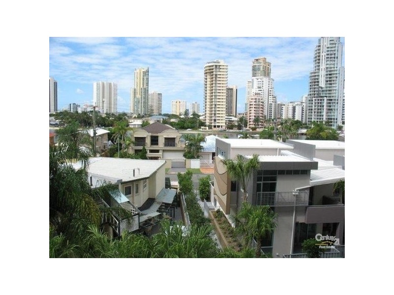 26/53 Darrambal Street, Chevron Island QLD 4217