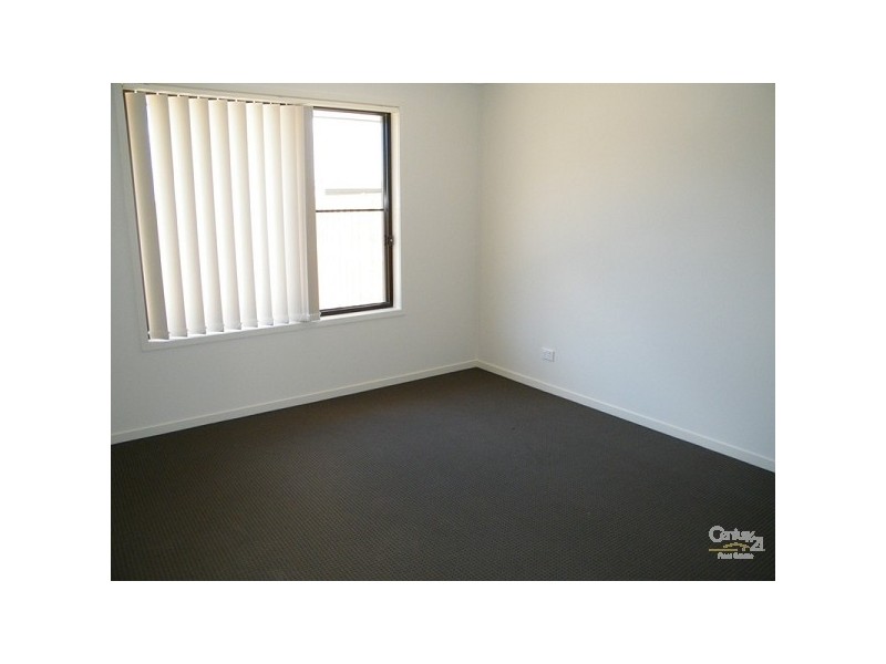 Pacific Pines QLD 4211