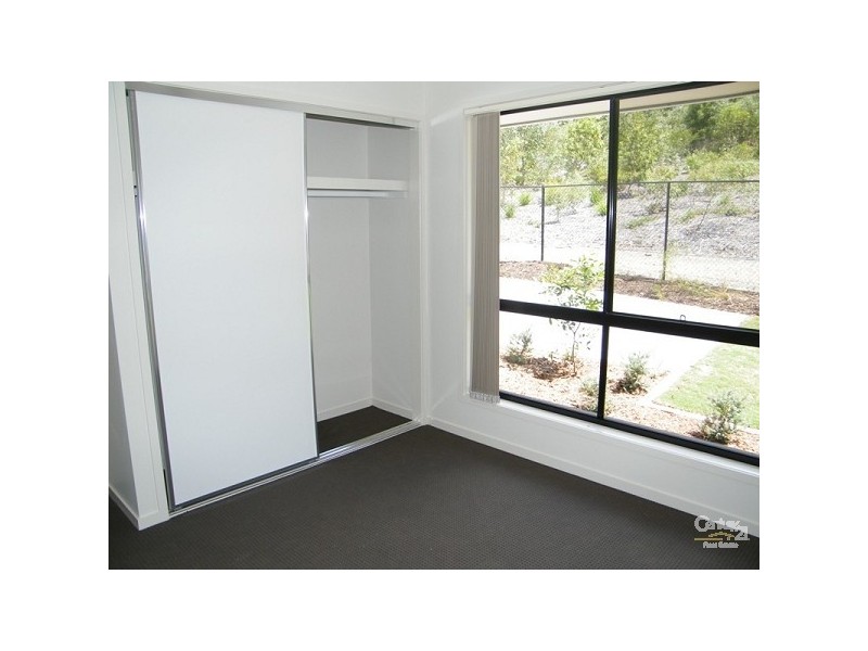 Pacific Pines QLD 4211