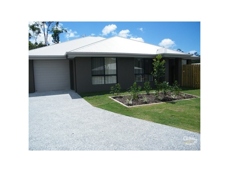 27B Bushland Drive, Pacific Pines QLD 4211