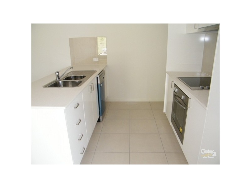 27B Bushland Drive, Pacific Pines QLD 4211