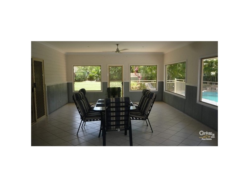 5 Clarence Drive, Helensvale QLD 4212