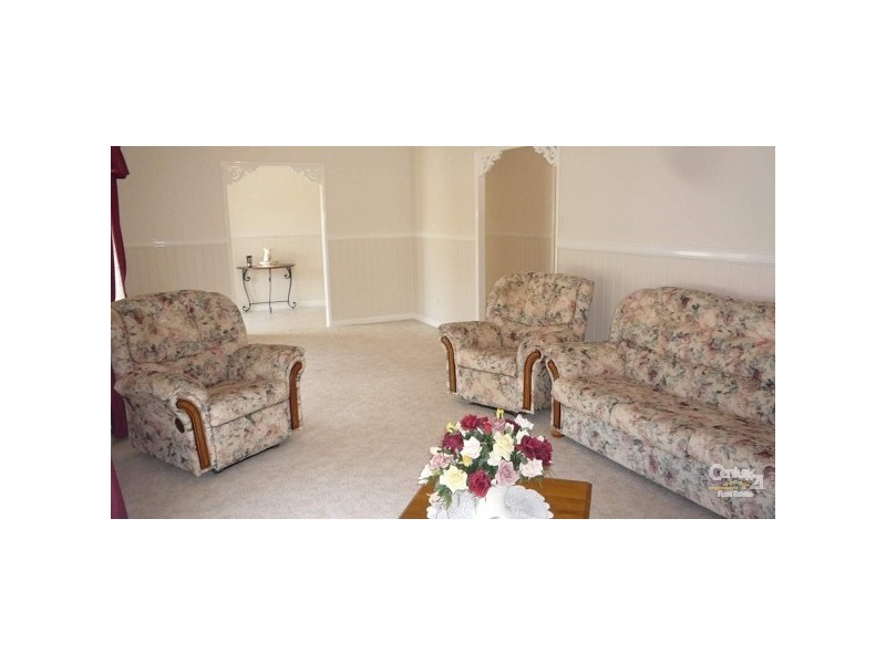 5 Clarence Drive, Helensvale QLD 4212