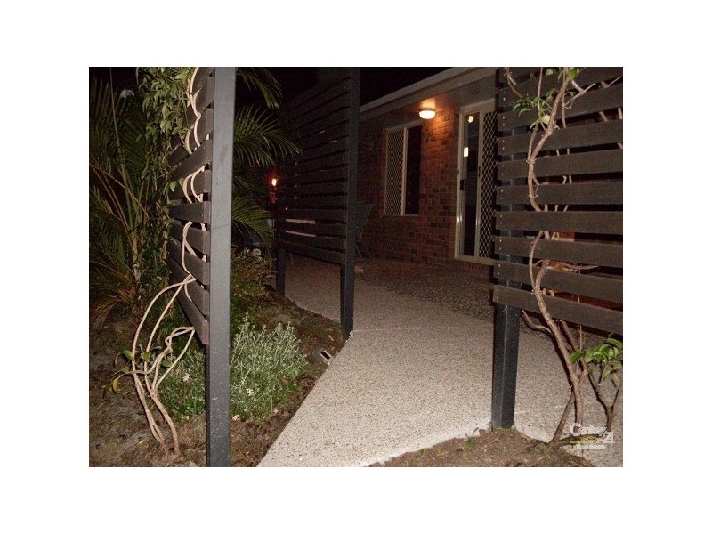 1&2 / 15 Poole Street, Kawana QLD 4701