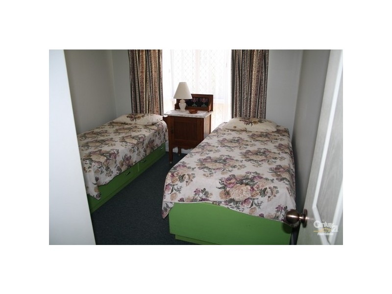 72 Schofield Parade, Keppel Sands QLD 4702