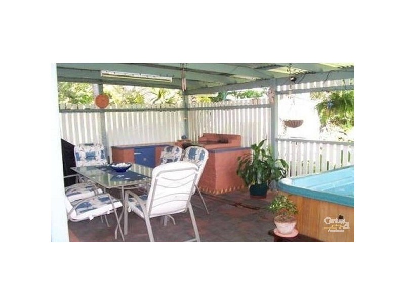 238 Carpenter Street, Frenchville QLD 4701