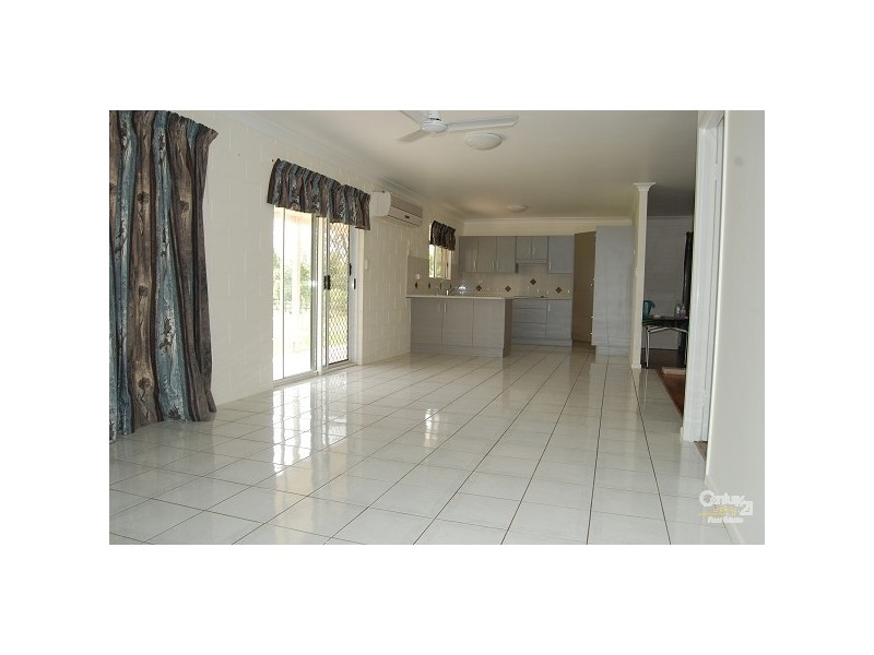 32 Hewill Drive, Gracemere QLD 4702