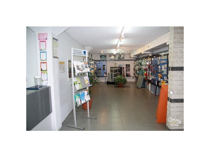 14 Robison Street, Park Avenue QLD 4701