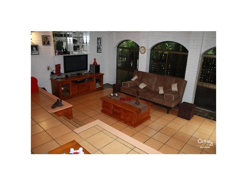 290 Ford Street, Berserker QLD 4701