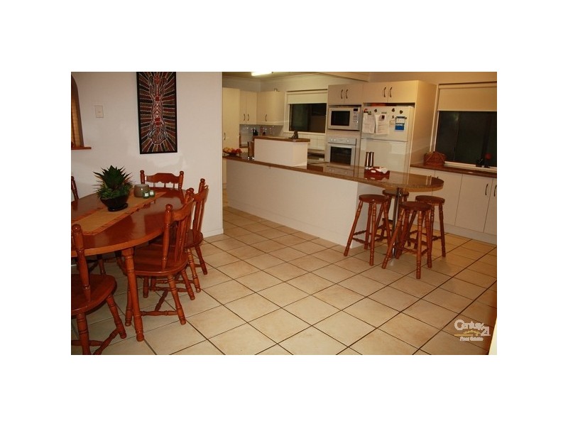290 Ford Street, Berserker QLD 4701