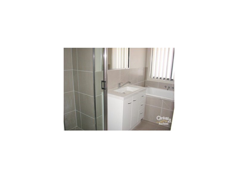 65 Burke and Wills Drive, Gracemere QLD 4702