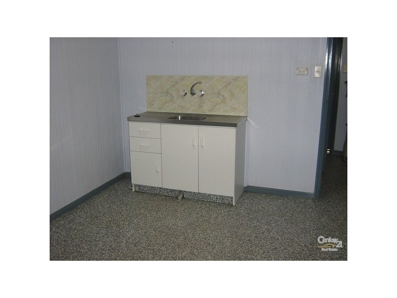 6 Wilga Street, Blackwater QLD 4717