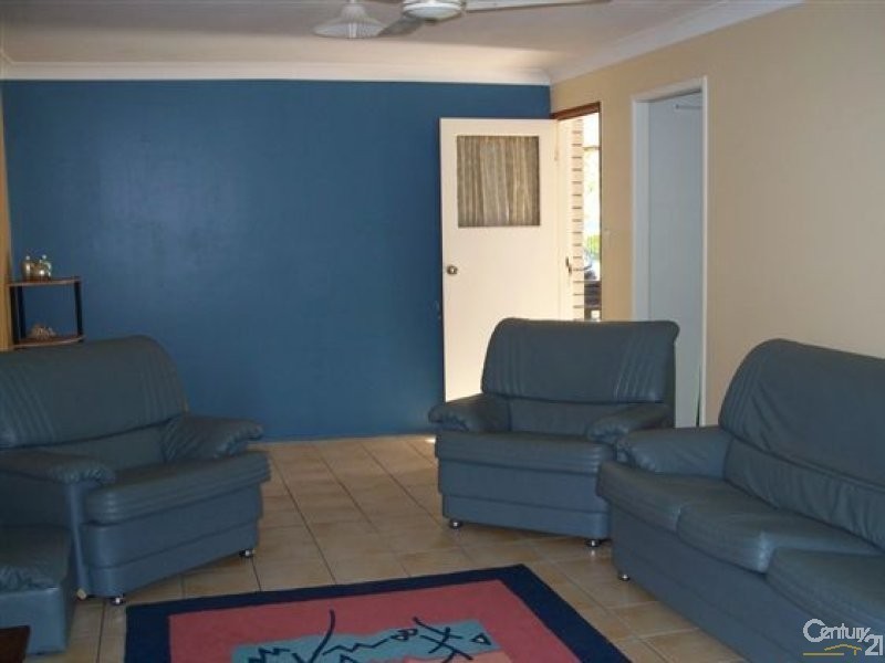 3 Pinnacle Street, Causeway Lake QLD 4703