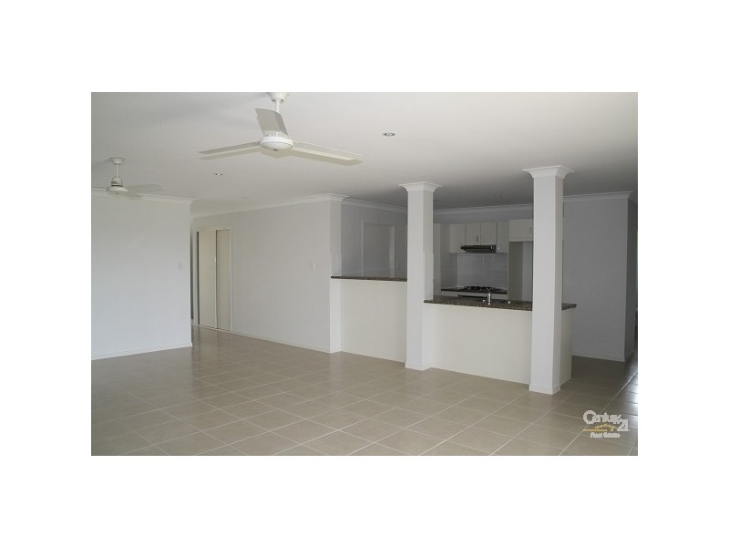 74 Cocoanut Point Drive, Zilzie QLD 4710