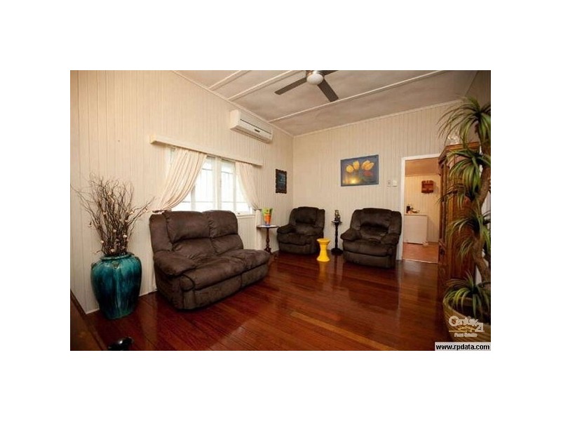 15 Berserker Street, Berserker QLD 4701