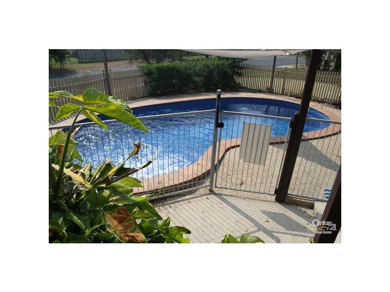 3 Brosnan  Cresent, Parkhurst QLD 4702