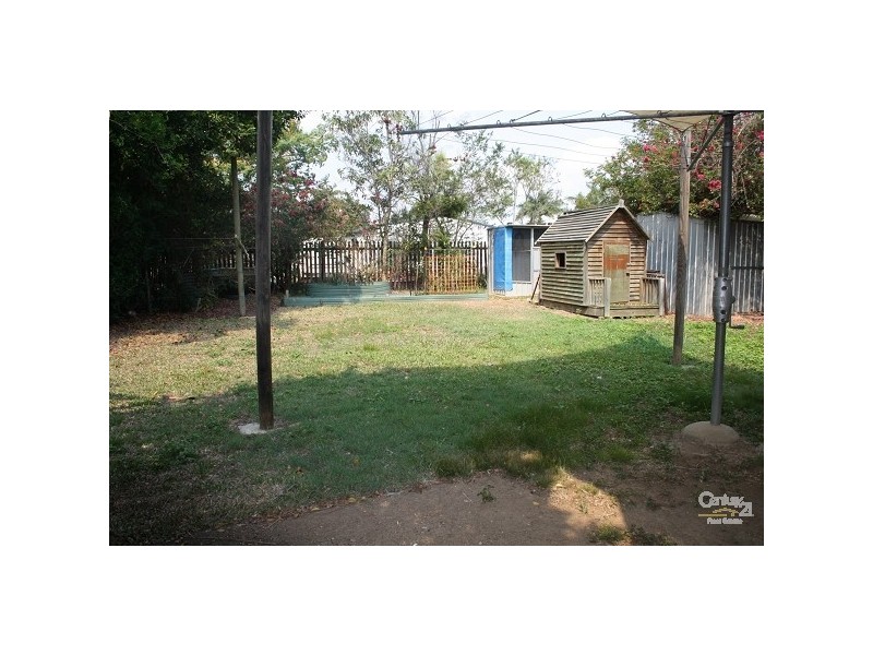 3 Brosnan  Cresent, Parkhurst QLD 4702