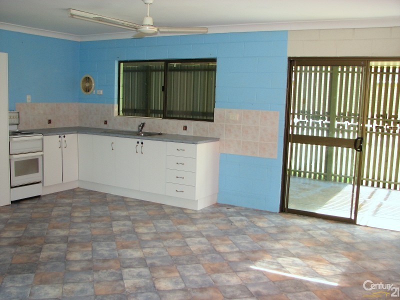 296 Kent Street, Depot Hill QLD 4700