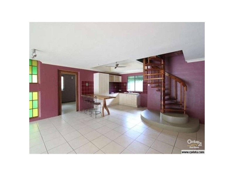 40 Brown Street, Berserker QLD 4701