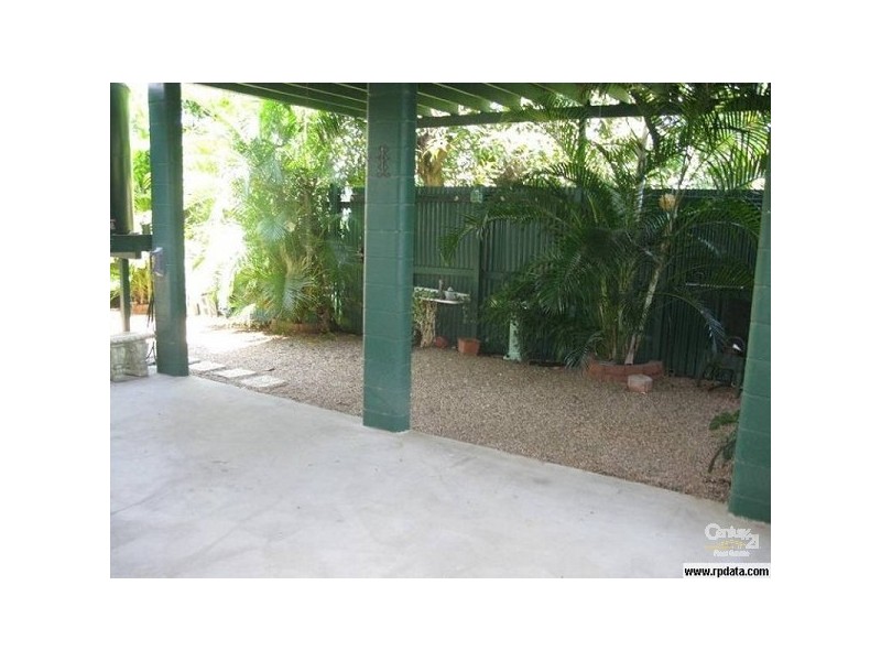 40 Brown Street, Berserker QLD 4701