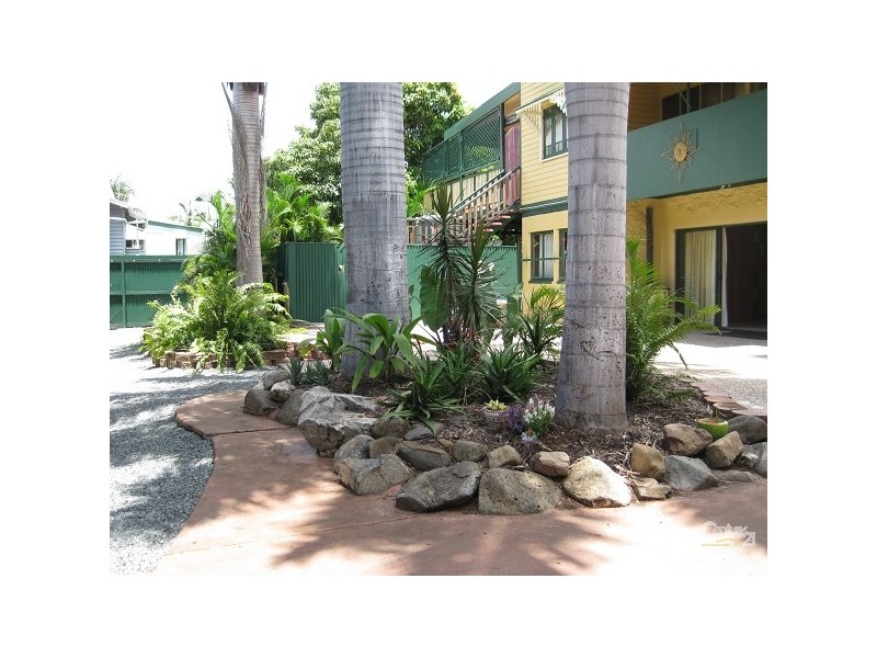 40 Brown Street, Berserker QLD 4701