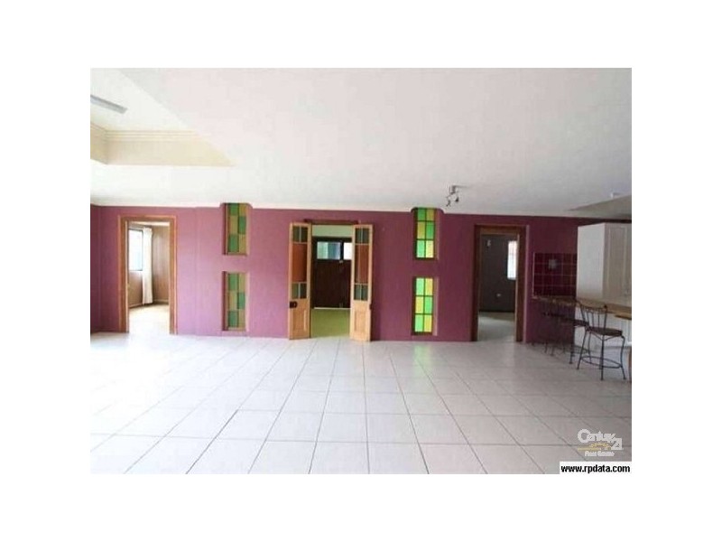 40 Brown Street, Berserker QLD 4701