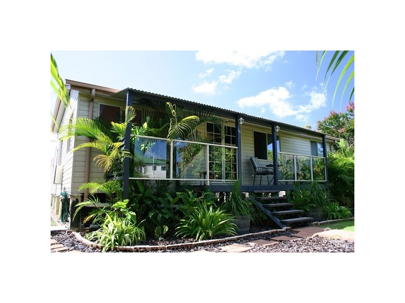 32 Medcraf Street, Kawana QLD 4701