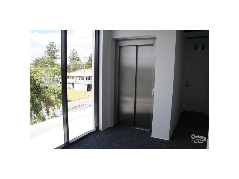 33 Macaree Street, Berserker QLD 4701