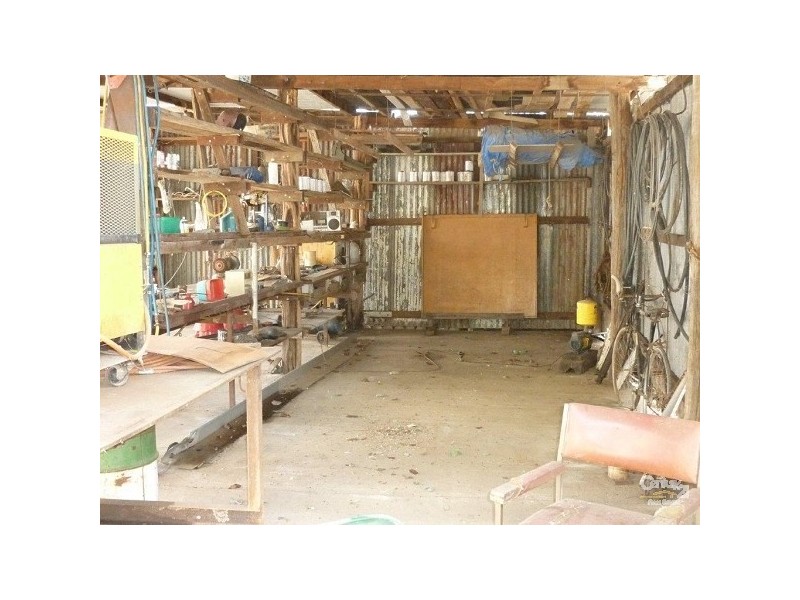 6 Pocket Creek Road, Wowan QLD 4702