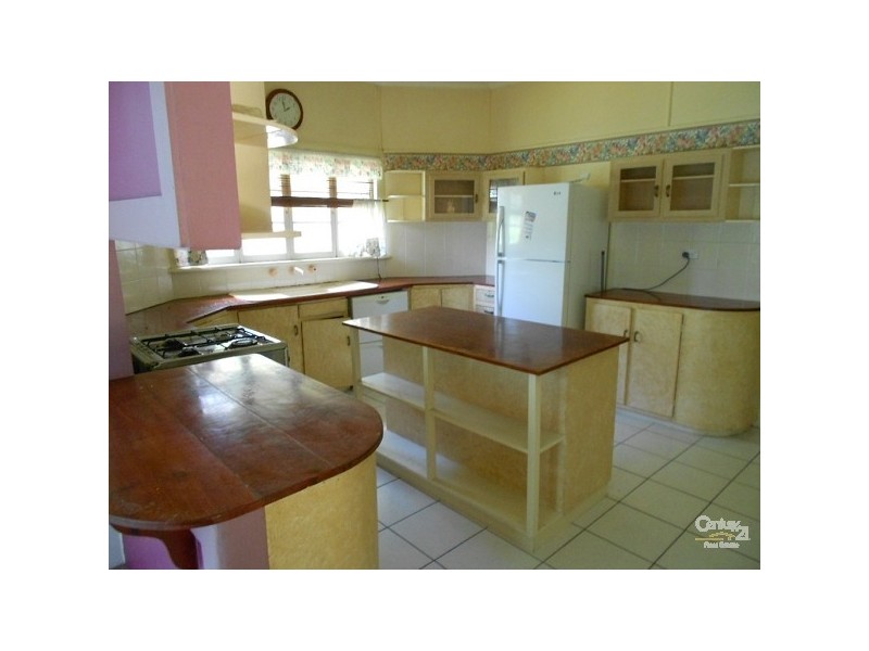 10 Jardine Street, Wandal QLD 4700