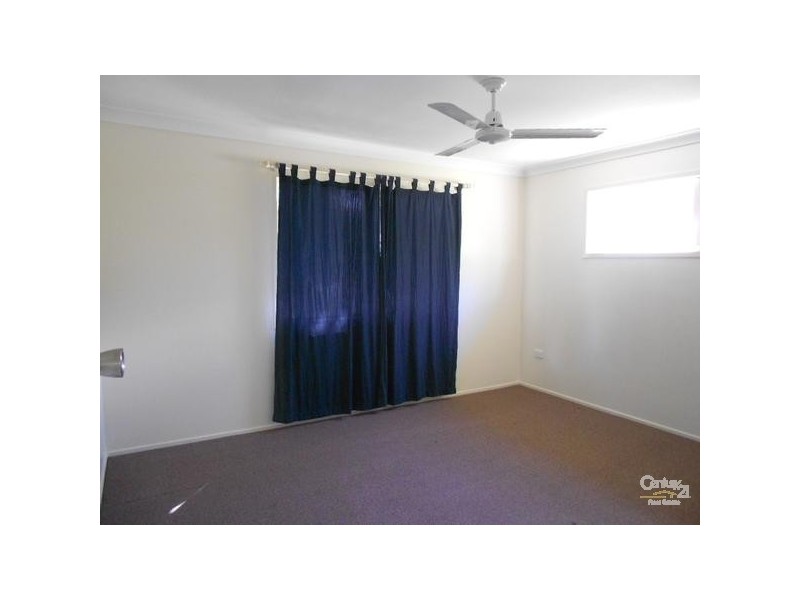 2/277 Blanchfield, Koongal QLD 4701