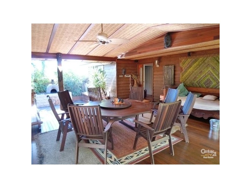 8 Macaulay Way, Pacific Heights QLD 4703