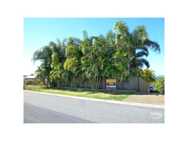 8 Macaulay Way, Pacific Heights QLD 4703