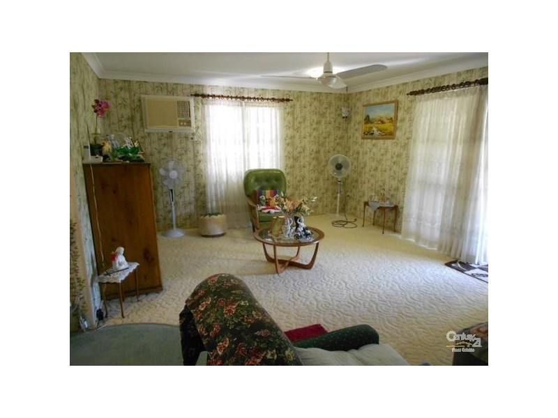 23 Stenlake Avenue, Kawana QLD 4701