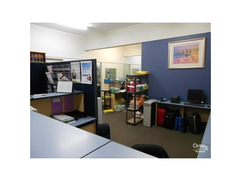 176 Berserker Street, Berserker QLD 4701