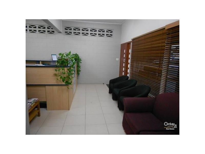 176 Berserker Street, Berserker QLD 4701