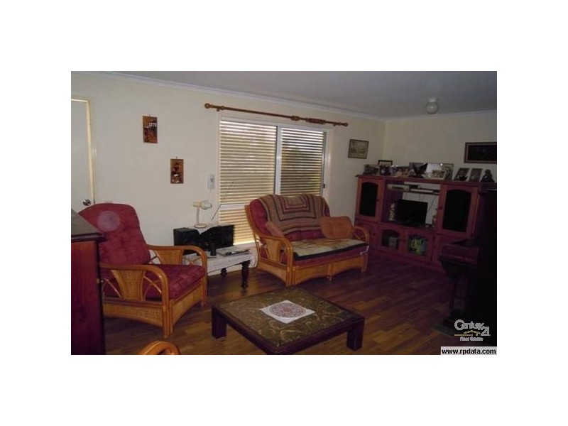 109 Emu Park Road, Nerimbera QLD 4701