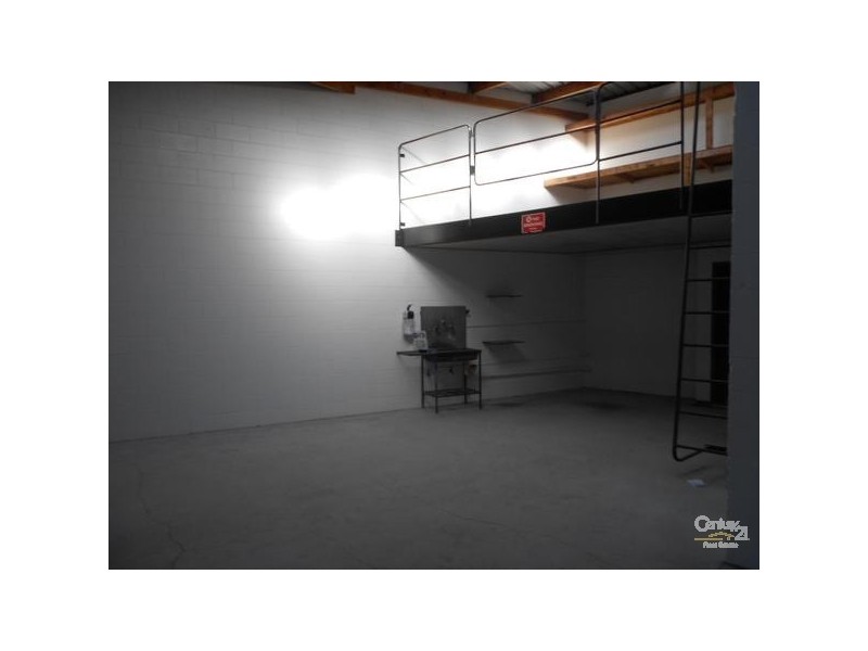 359 Yaamba Road, Park Avenue QLD 4701