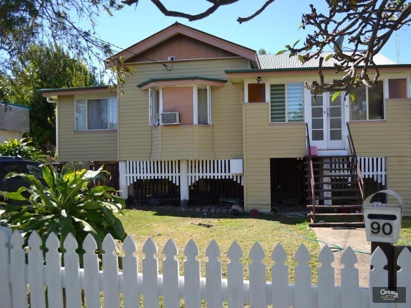 90 Nobbs Street, Berserker QLD 4701